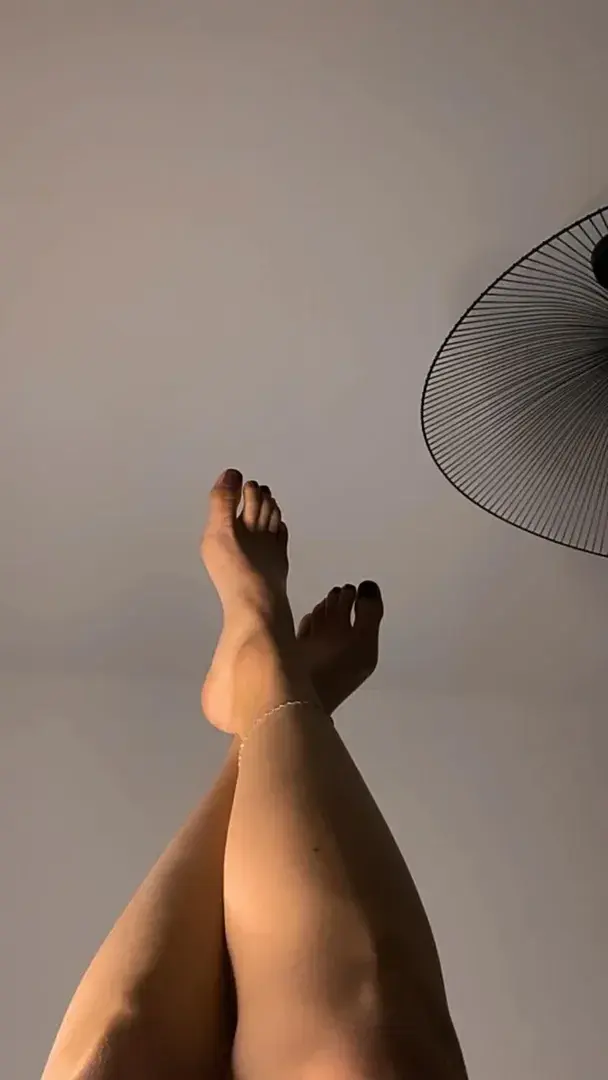 Leak & nude 1 — Sunshine_feet_