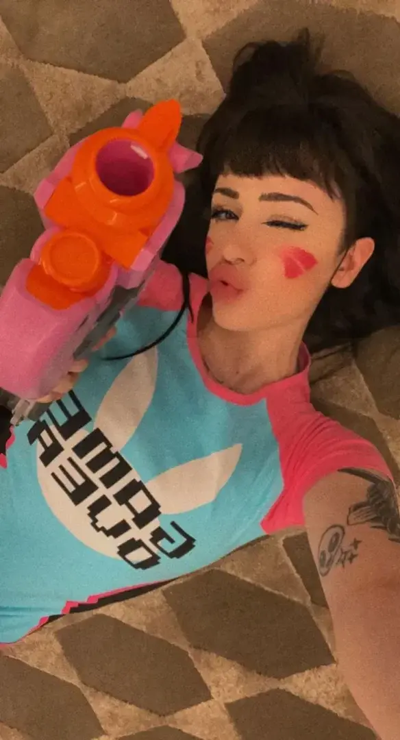 Leak & nude 2 — Lolitabunny18
