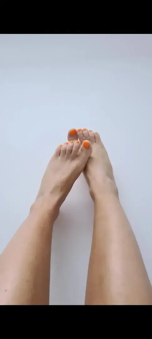 Leak & nude 3 — Madame-feet