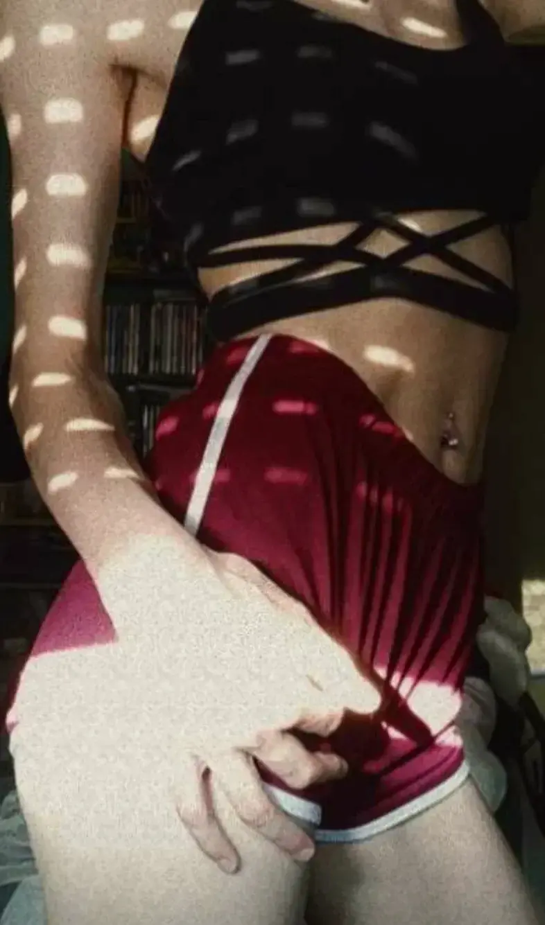 Avec cette chaleur , petite tenue légère 🥵