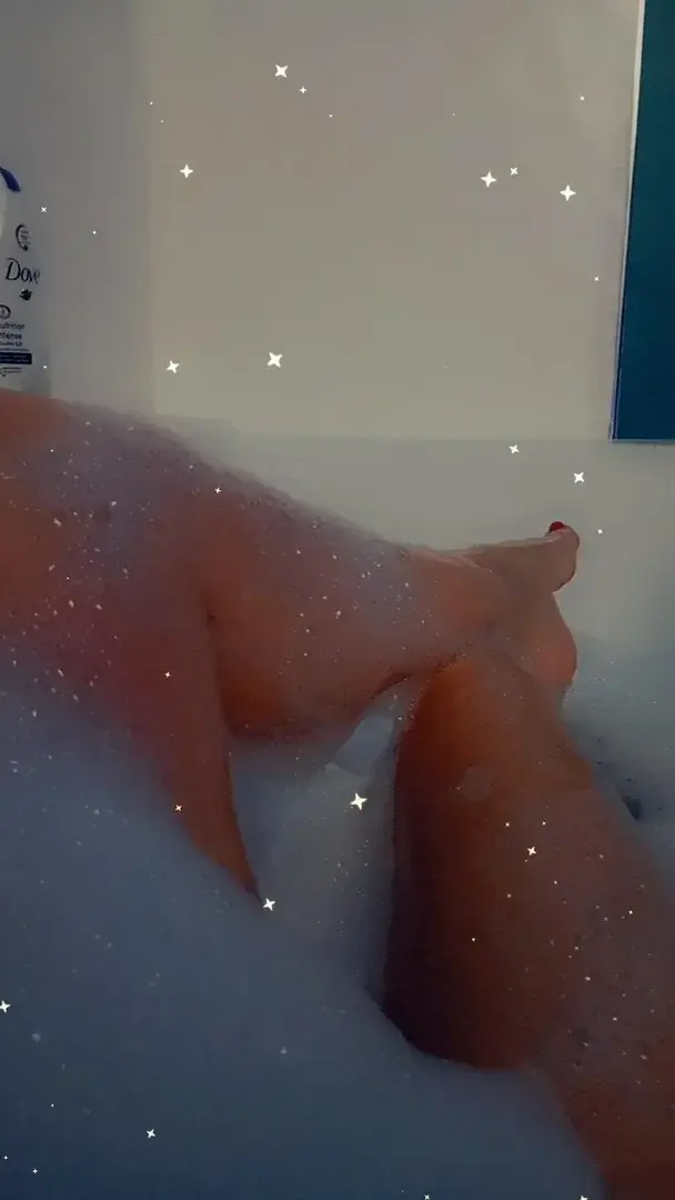 Leak & nude 3 — Pieds-mims