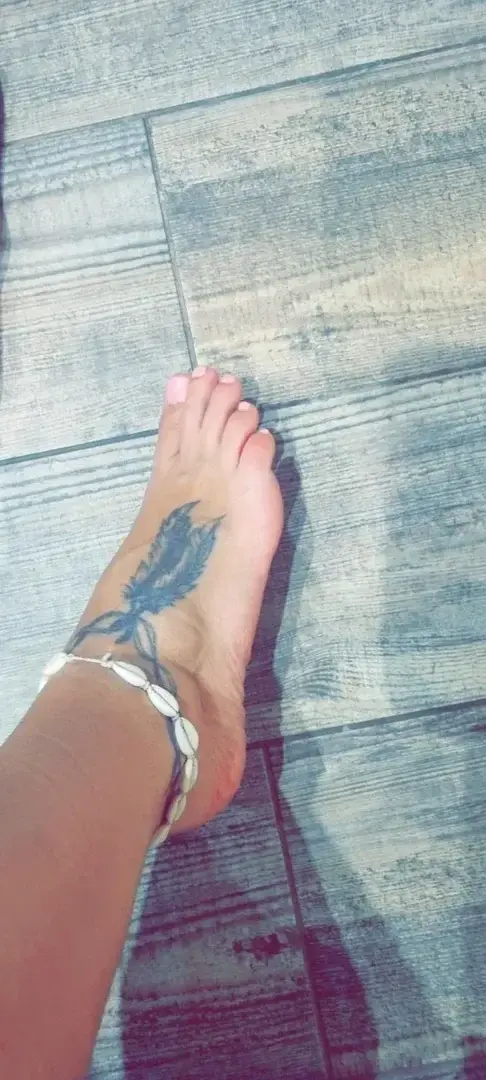 Leak & nude 3 — Piedsplumes