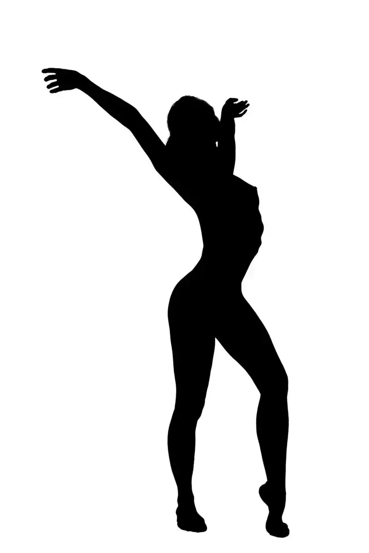 Leak public de Laurannei_ — « description de la photo » (nude) sur MYM