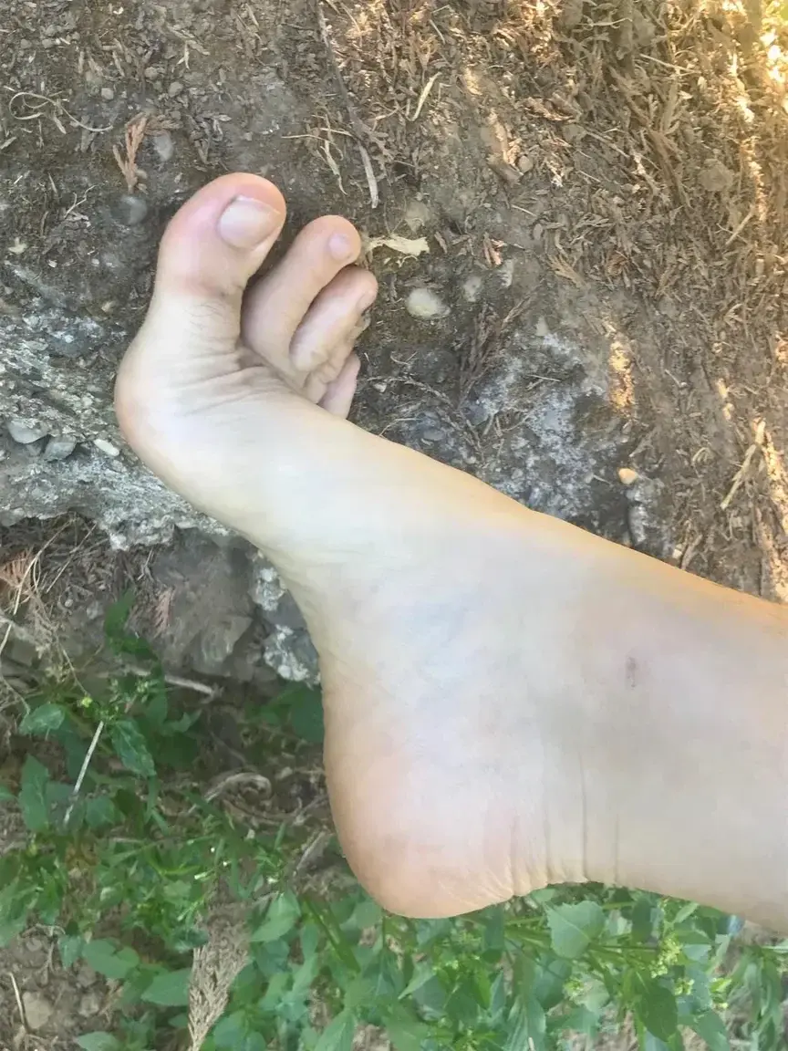 Leak & nude 2 — Dirtyfeet_saphira