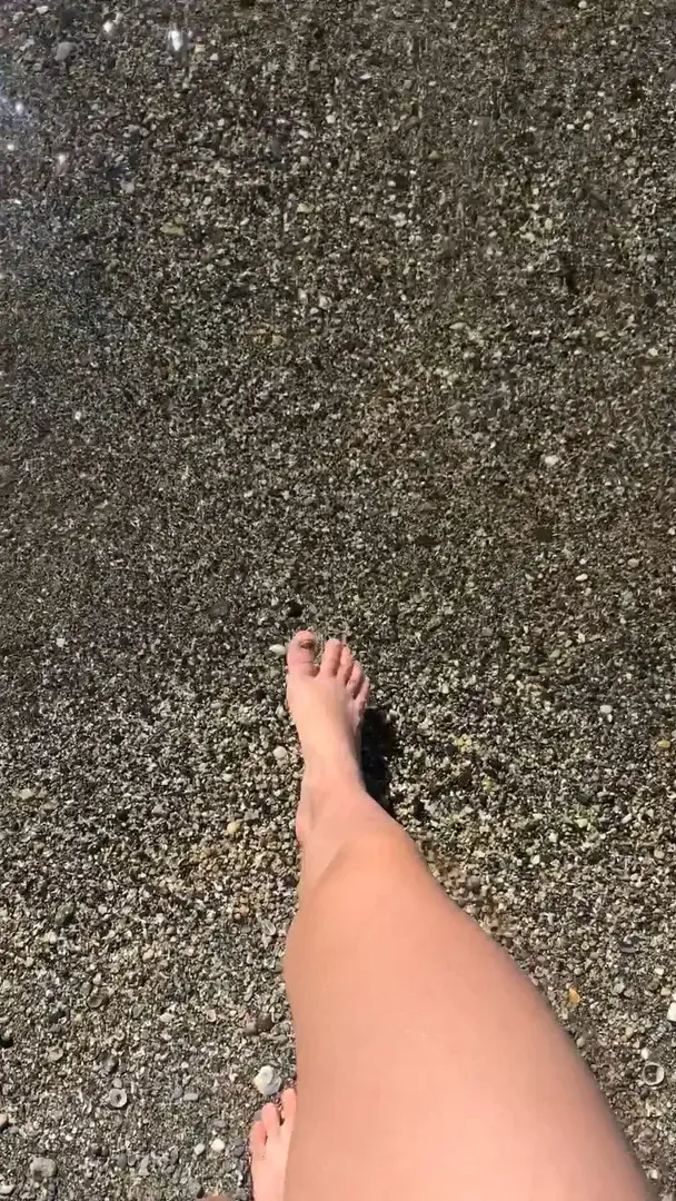 Leak & nude 6 — Feetkim5_5