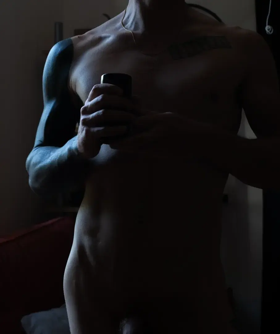 Leak & nude 4 — J-meyer
