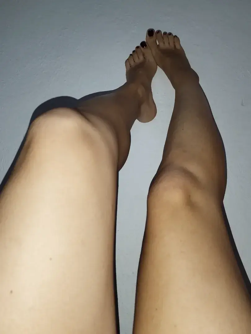 Leak & nude 2 — Footsexy_a