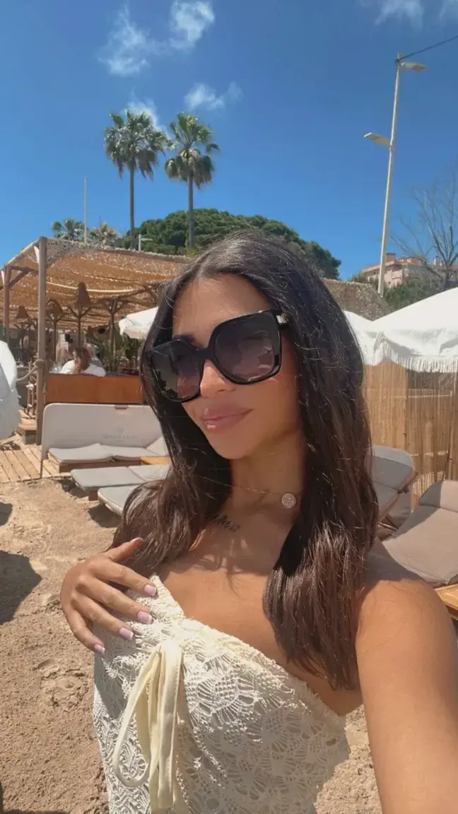 je suis exactement là où je dois être 😋(mon abo est gratuit, aucun code nécessaire 💋)