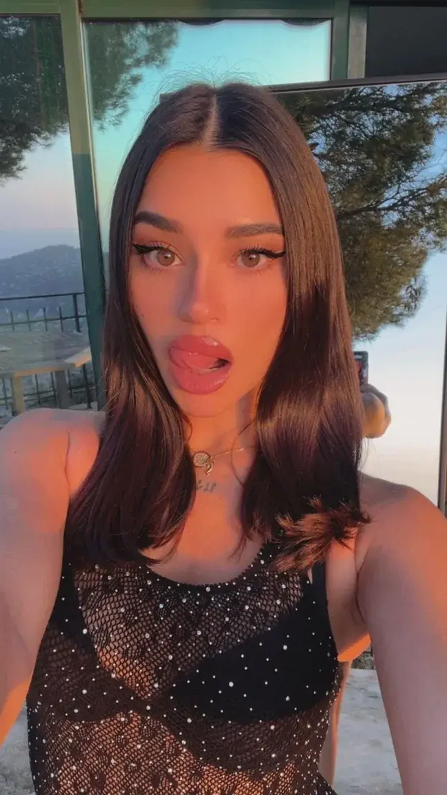 j’ai une idée bien plus chaude que cet aprem tranquille… 😏Abonnement gratuit sans code ❣️
