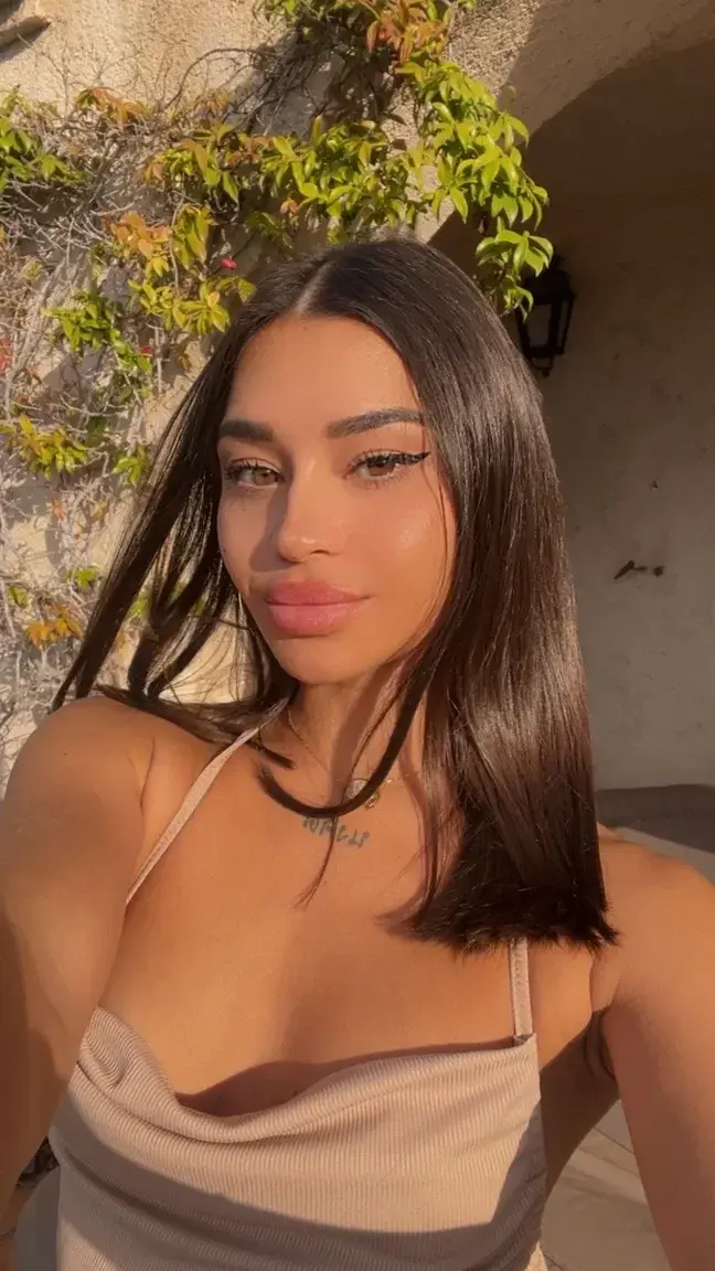 j’ai trop envie de déconner ce soir 😜 qui me suit ?Abonnement gratuit sans code ❣️