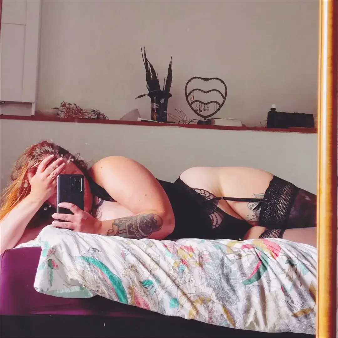 Leak & nude 1 — Pyri