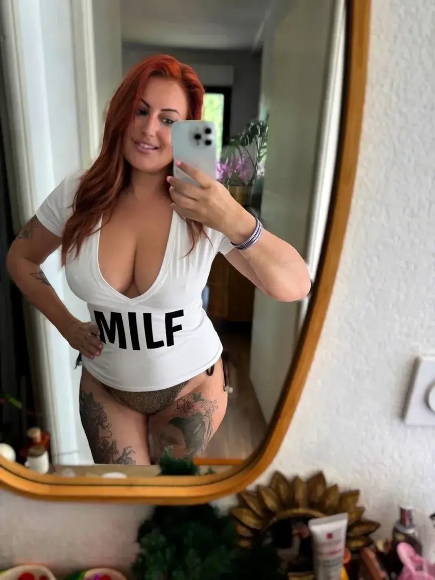 Leak & nude MYM — landrydetoulouse : « Tu aimes les milfs ? » (MYM)