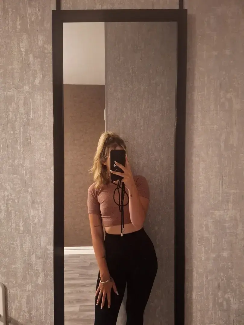 __fanny2___ — média 2 | French Modèles