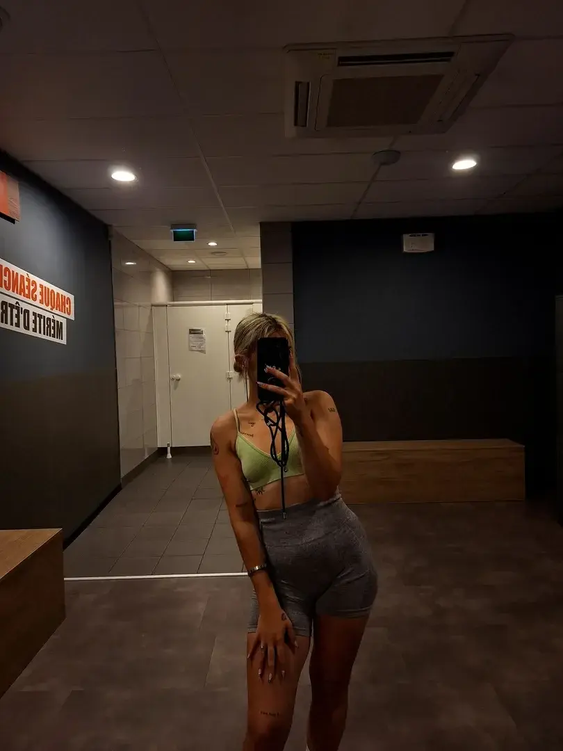 __fanny2___ — média 8 | French Modèles