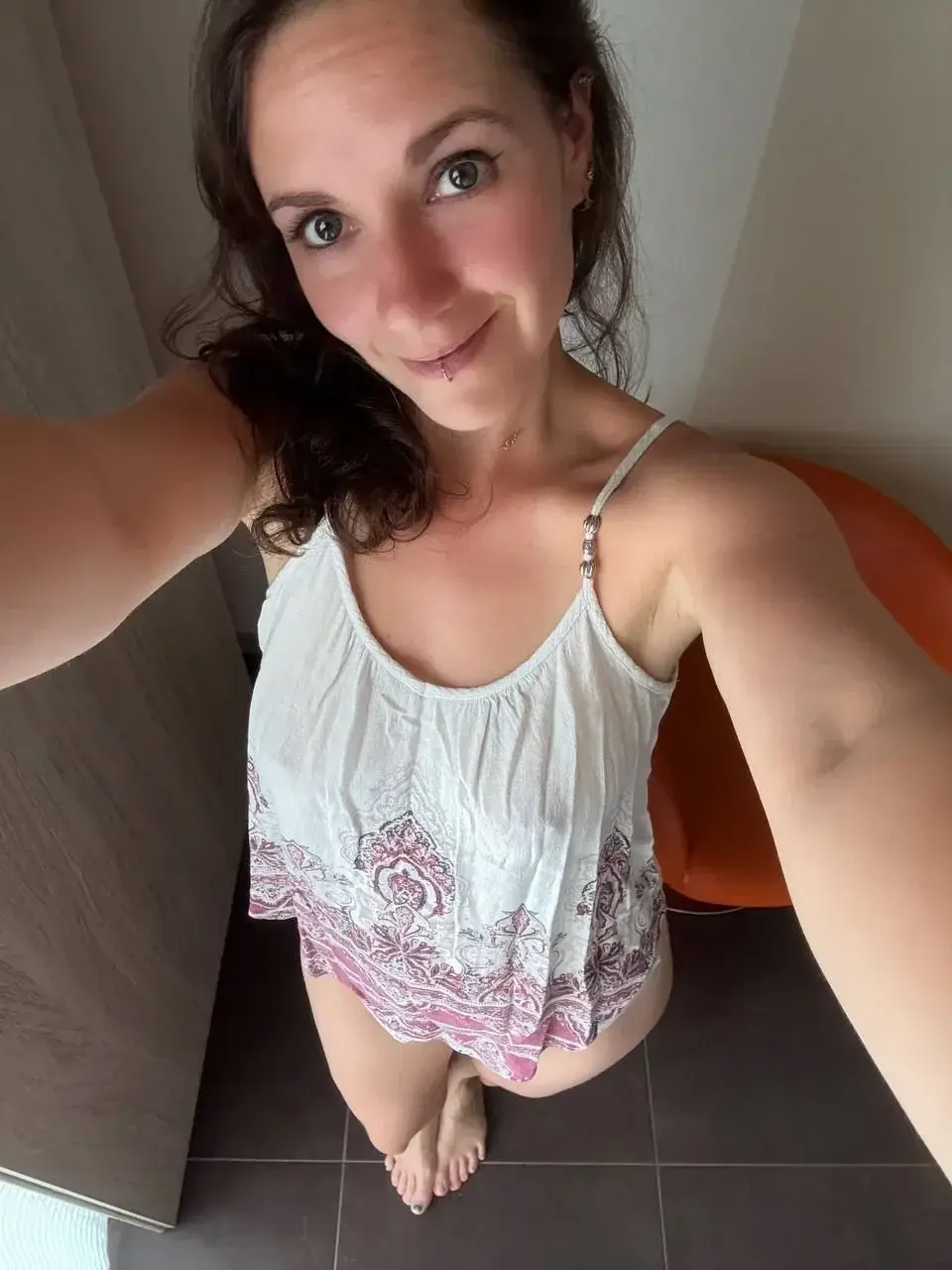 Média public — Lady_nirvana : « 💚 ABO à GRATUIT chez moi... j'ai envie de parler, tu viens ? 😌 » (MYM)