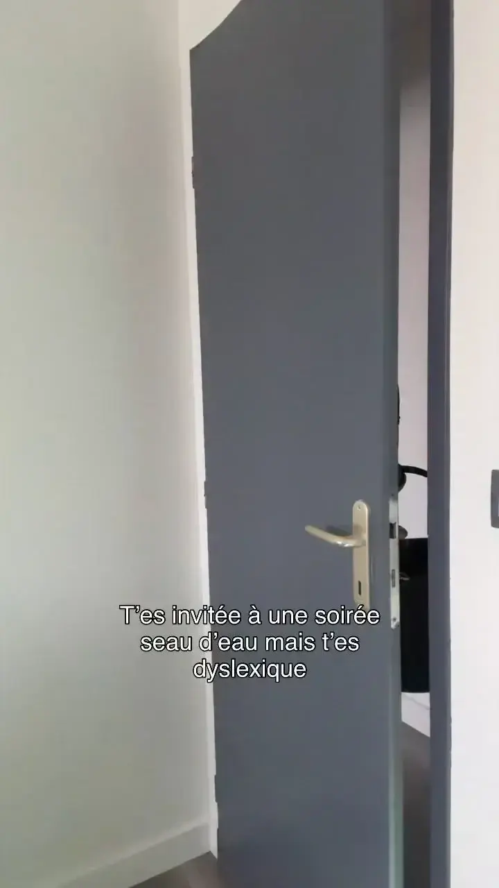 Leak & nude MYM — Lady_nirvana : « 💚 ABO à GRATUIT chez moi... j'ai envie de parler, tu viens ? 😌 » (MYM)