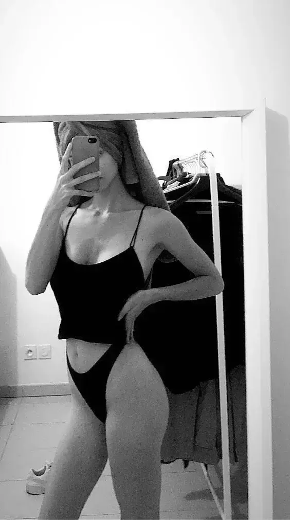 Leak & nude 2 — Lillys_
