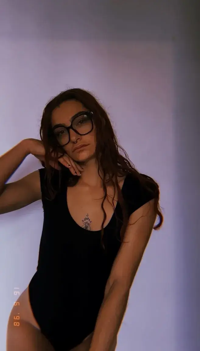 Quede_peripeties - Photo exclusive MYM 1 | French Modèles