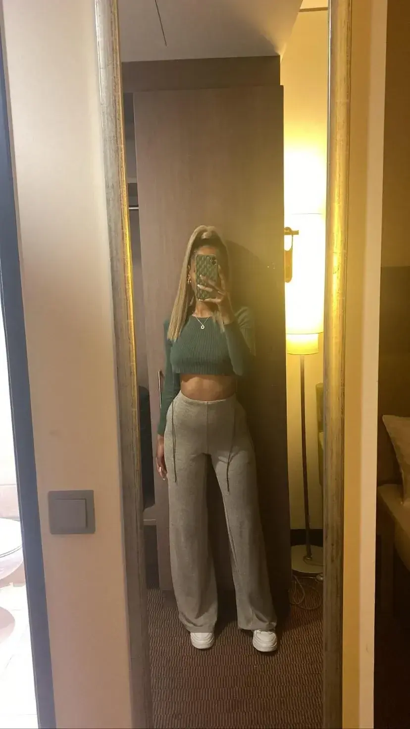 Leak & nude 3 — Sammii