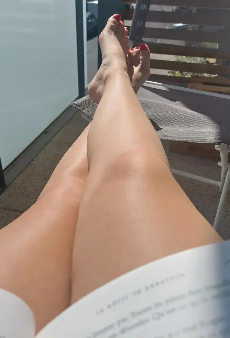 Leak & nude 1 — Myfeetjourney
