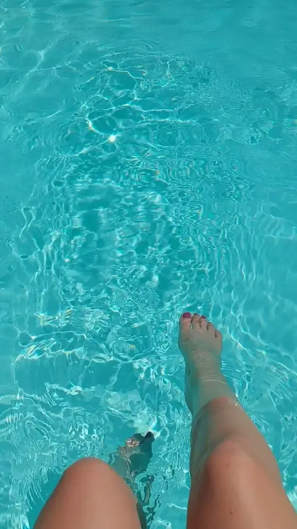 Leak & nude 2 — Myfeetjourney
