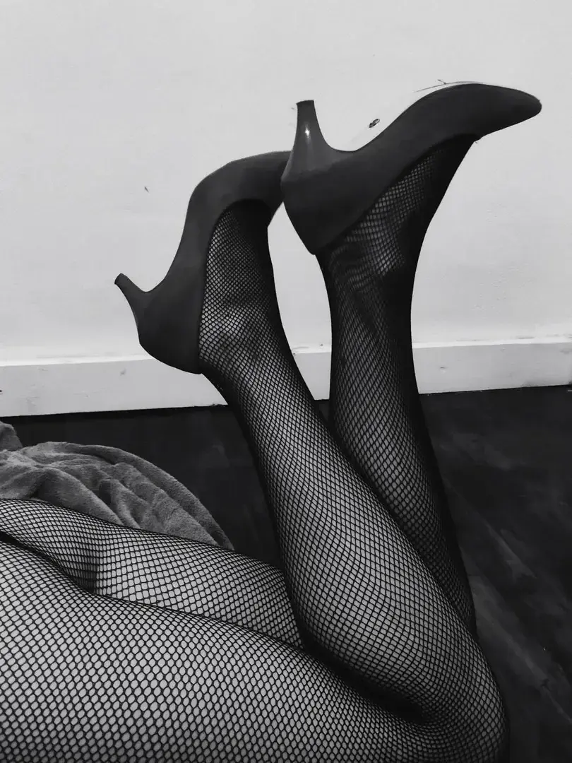 Leak & nude 5 — Lenaplayfullfeet