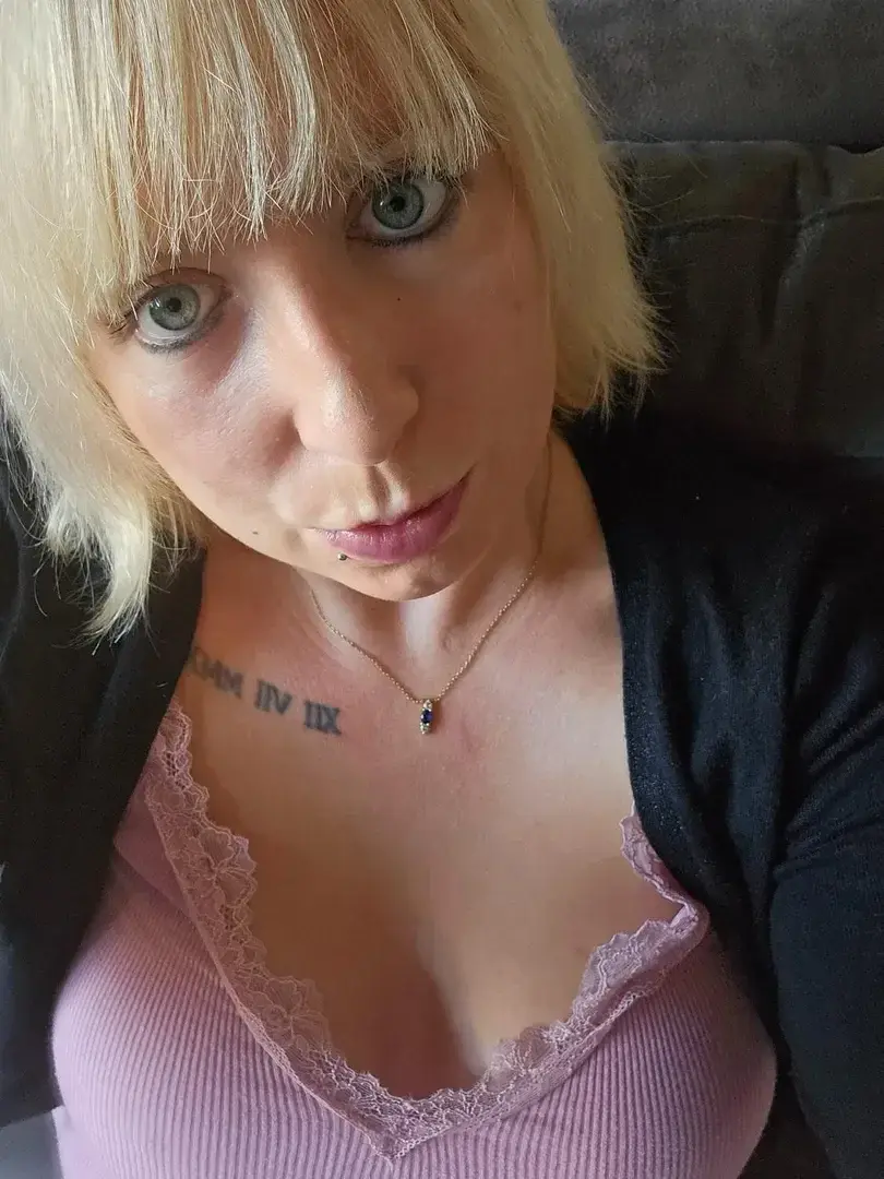 Leak & nude 2 — Gwenlove62