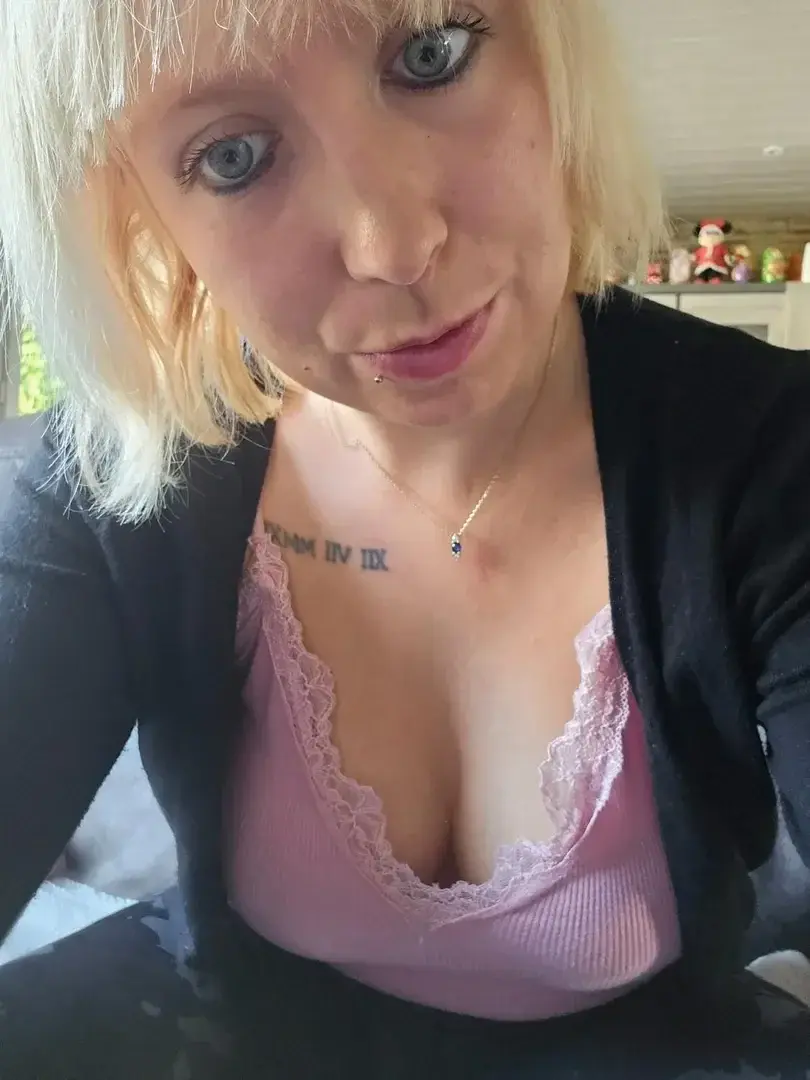 Leak & nude 3 — Gwenlove62