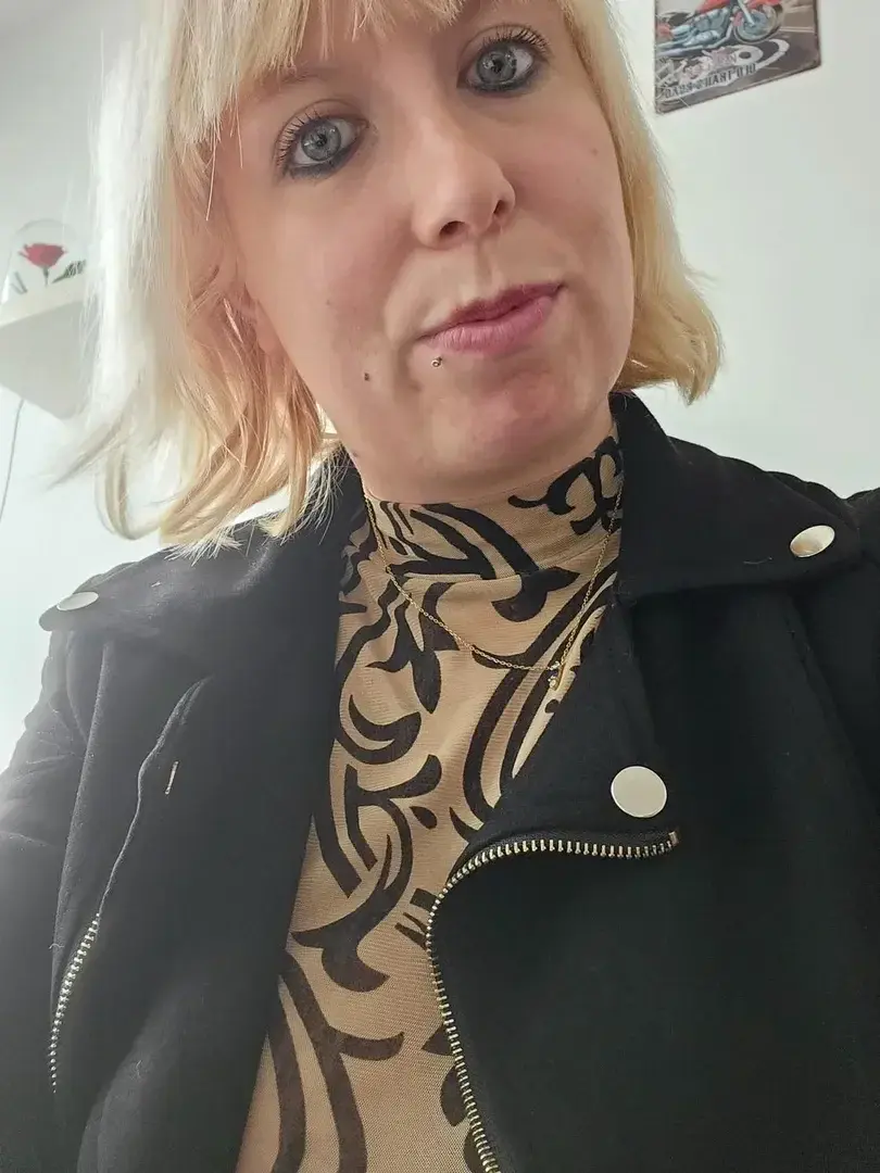 Leak & nude 4 — Gwenlove62
