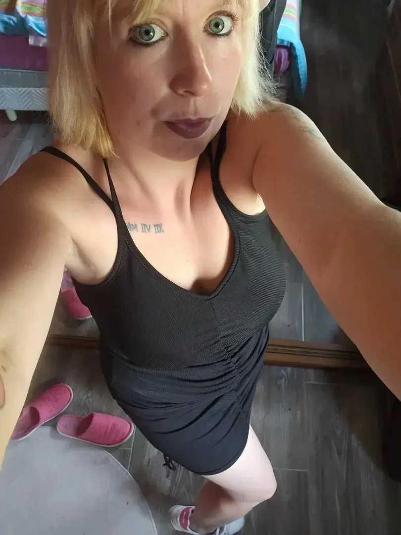 Leak & nude 9 — Gwenlove62