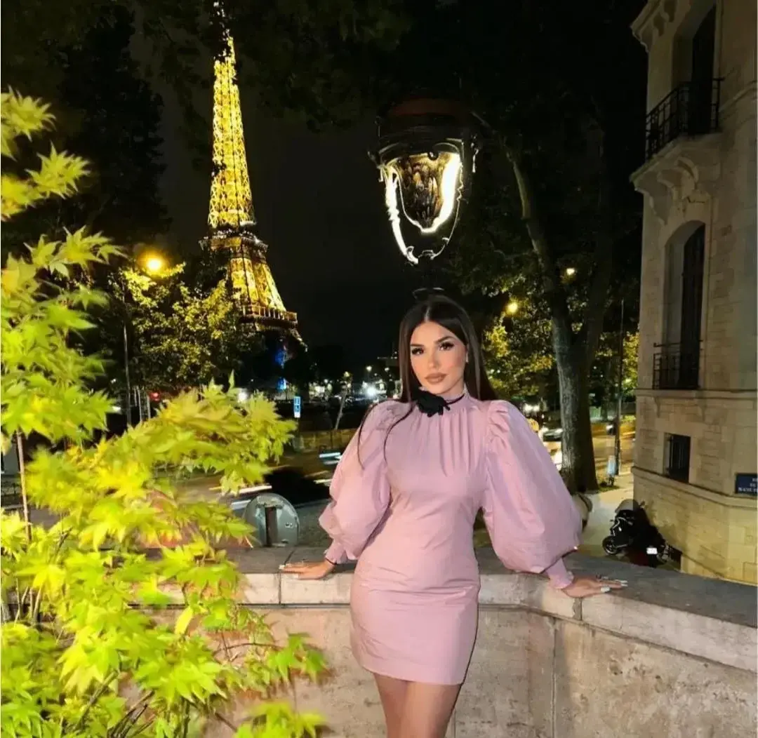 Leak & nude 1 — Mounia_benfeghoul