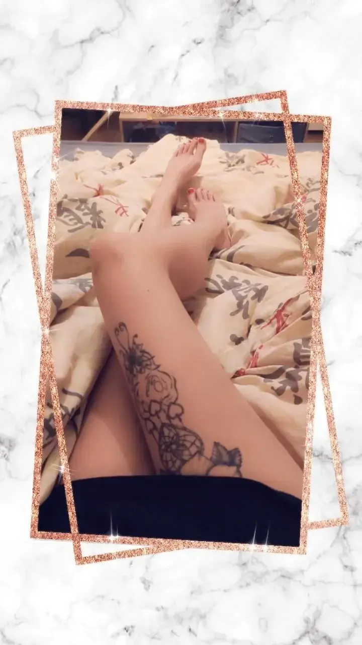 Leak & nude 4 — Aliceaubeaupieds