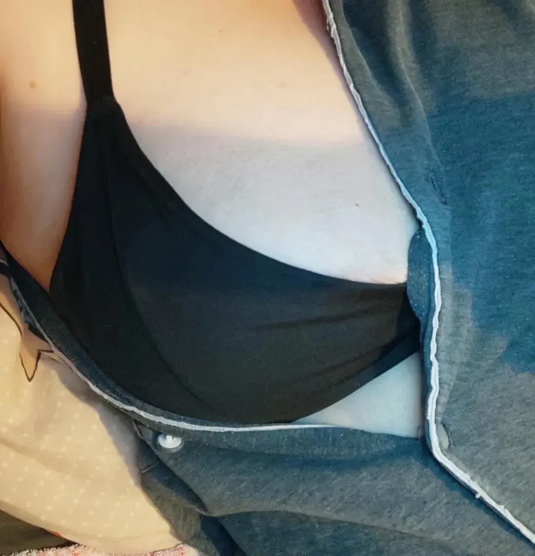 Leak & nude 2 — Curvyboobs