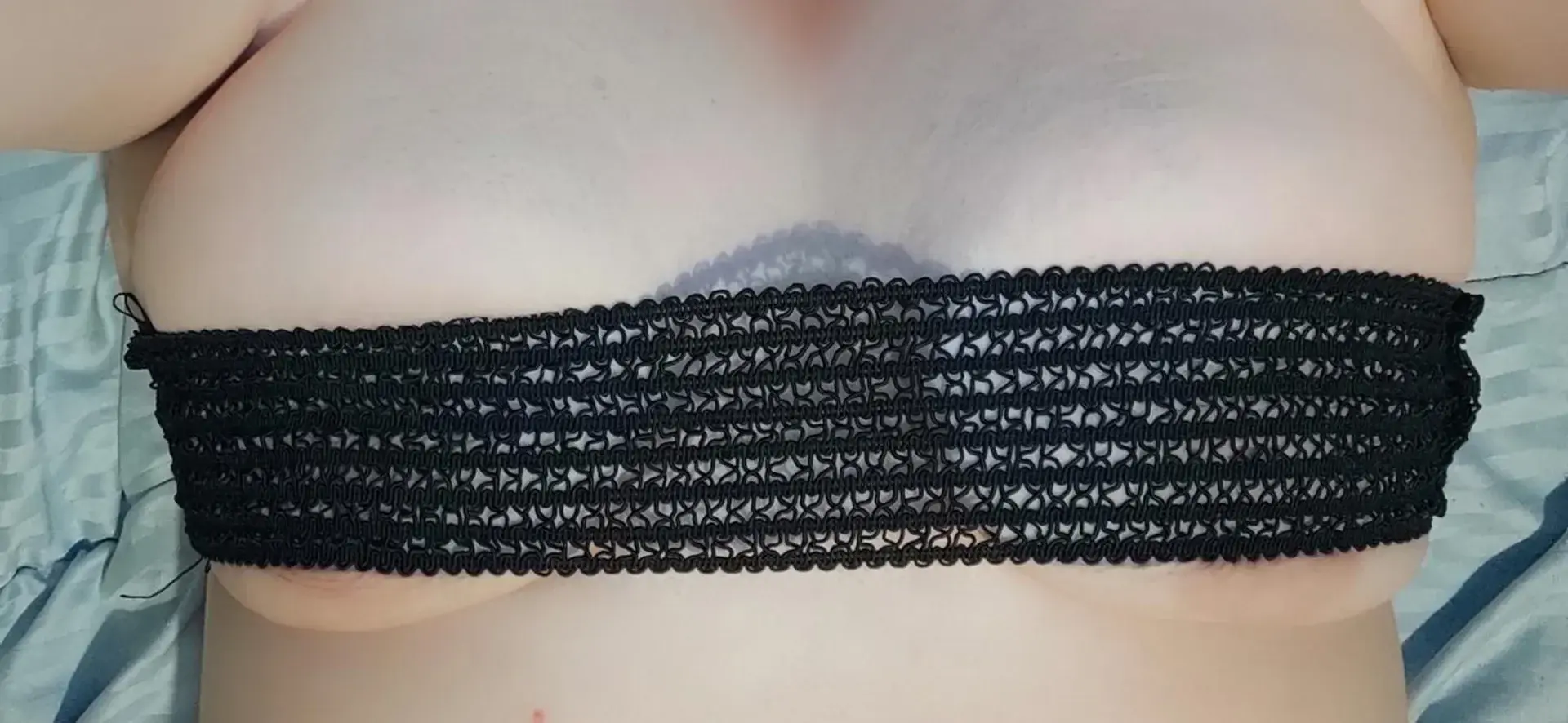 Leak & nude 4 — Curvyboobs