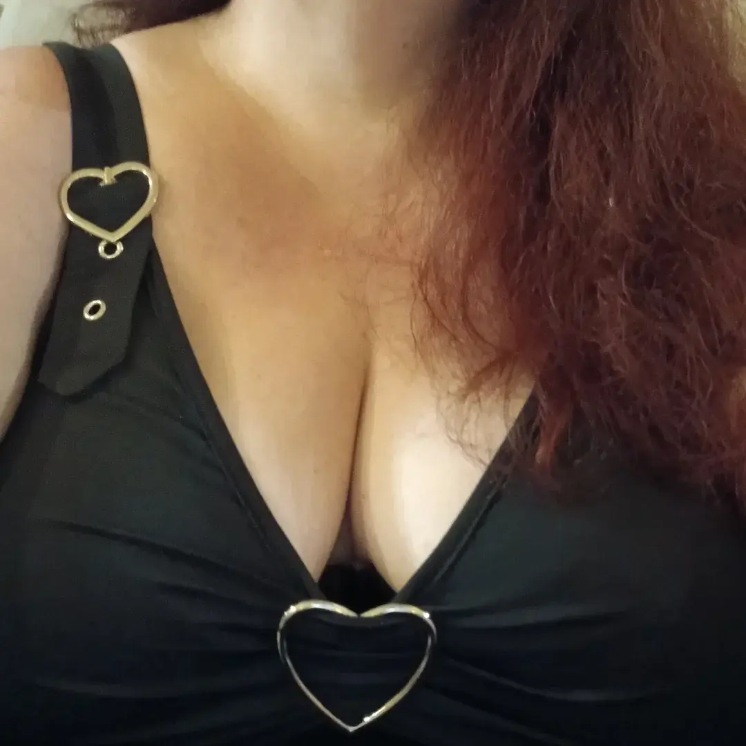 Ronde_et_coquine — média 6 | French Modèles