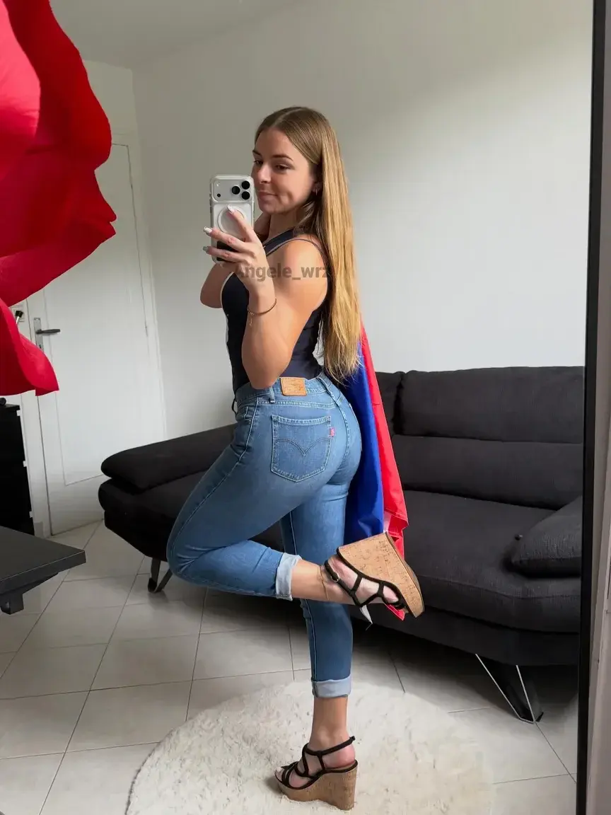 angele_wrz — média 4 | French Modèles