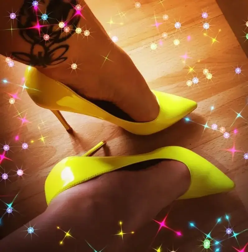 Leak & nude 4 — Lucrecia_sweet_feet