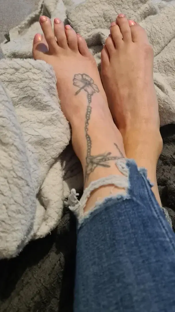 Leak & nude 6 — Feetspearl