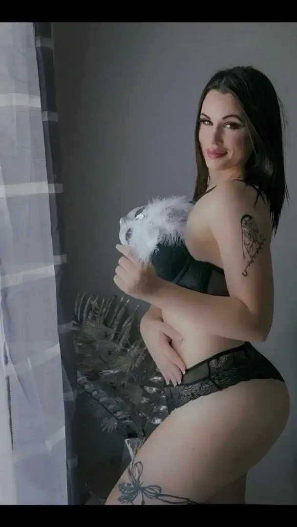 Je m’ennuie, tu viens discuter avec moi ? 😈🔞🔥🥵🌡️🤯🍑 PROFITE DU CODE : NORACOQUINE70#brune #brunette #sexy #fantasme #sex #coquine #erotique #latina #italienne #grosseins #groscul #Grossesfesses