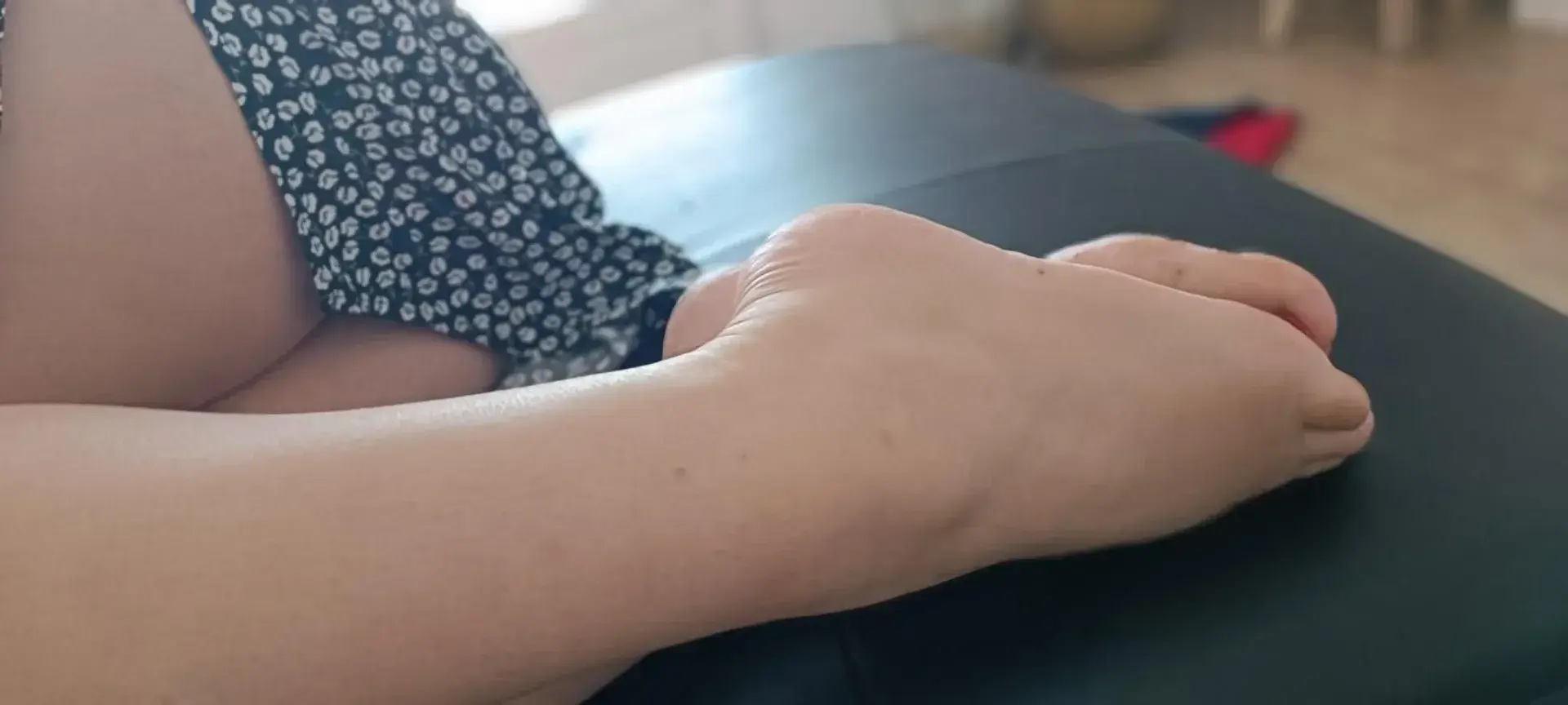 Leak & nude 5 — Fetichfeetxxx