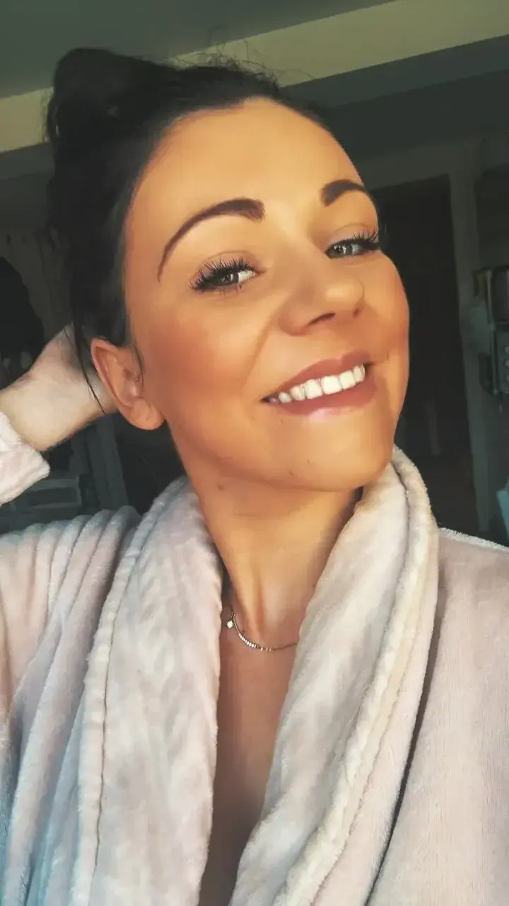 Leak public de Manonblt — « 🤍 » (nude) sur MYM