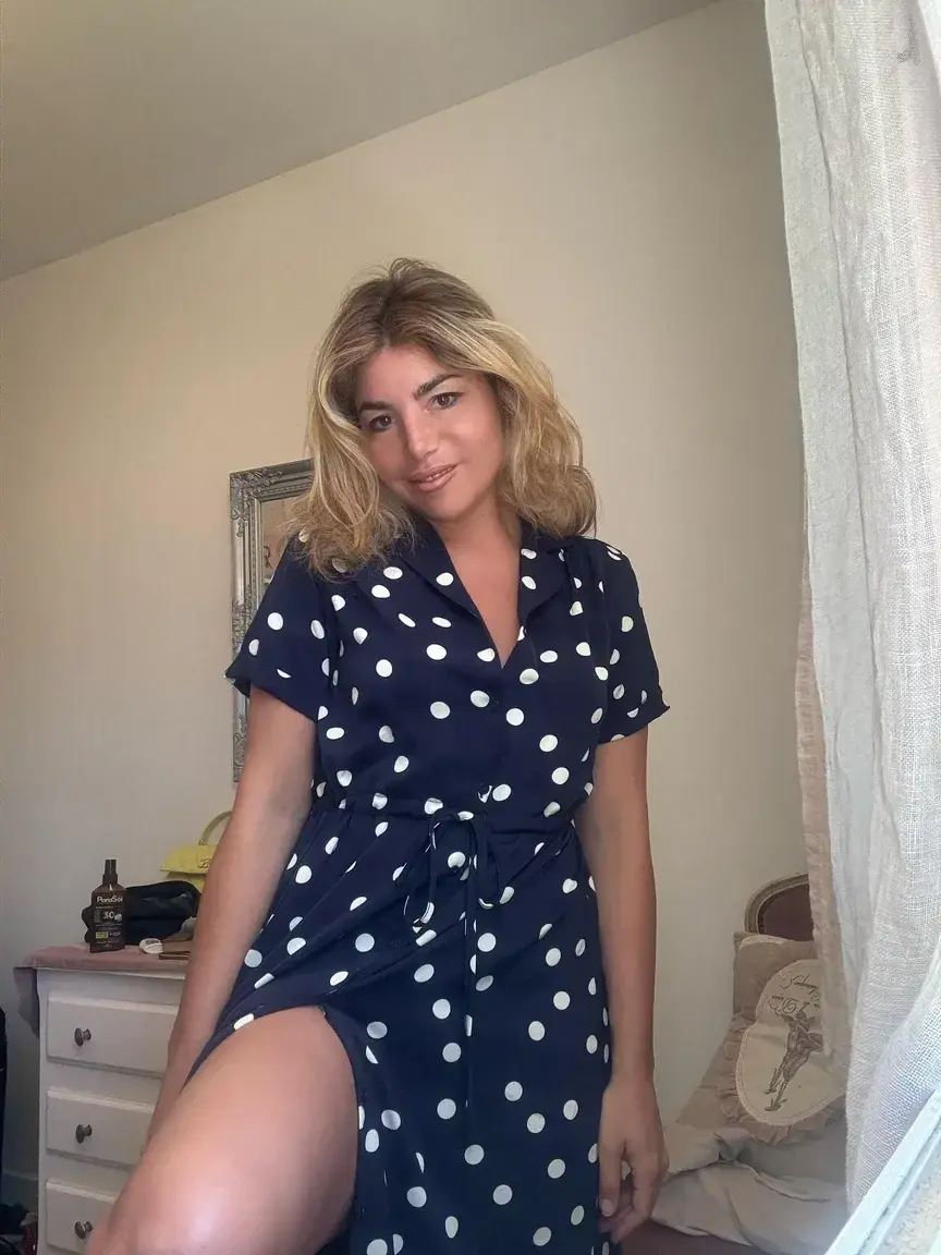 Leak & nude MYM — Lolamarois75 : « J'en montre plus ?😈 » (MYM)