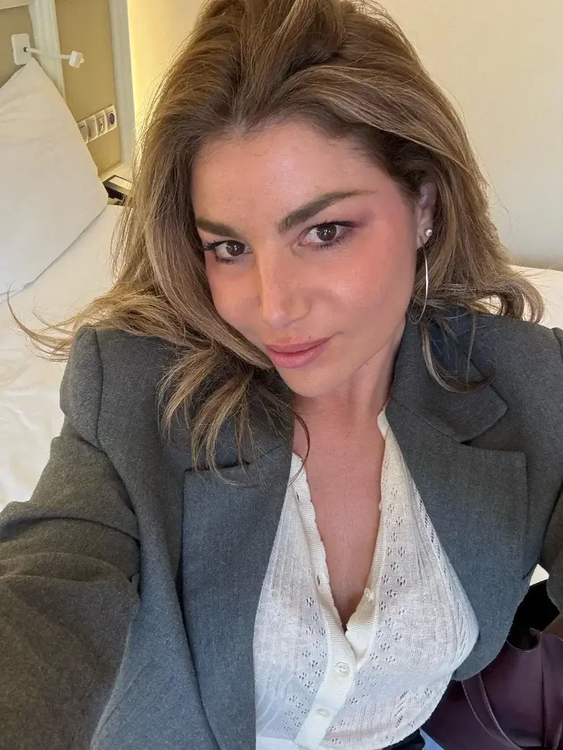 Leak public de Lolamarois75 — « description de la photo » (nude) sur MYM