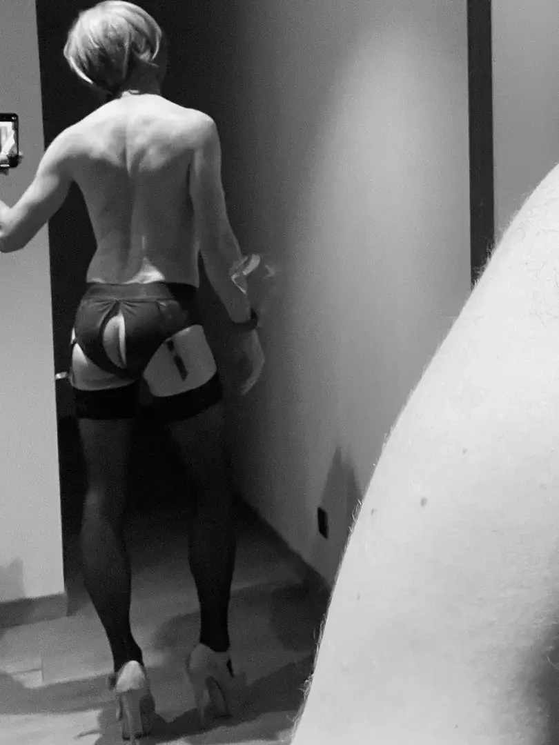 Emy__lingerie - Photo exclusive MYM 2 | French Modèles