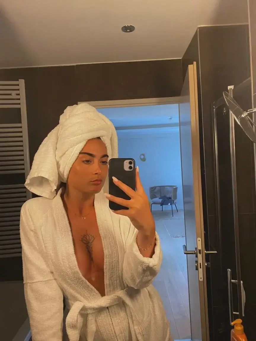 Leak & nude 2 — Kellynorthgrrr