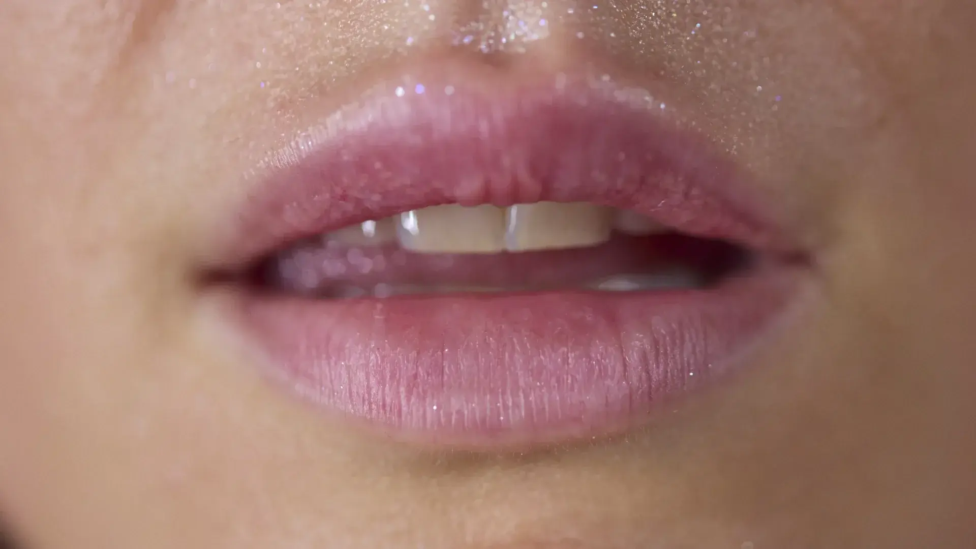 Leak & nude MYM — Leela112 : « 🩷 » (MYM)