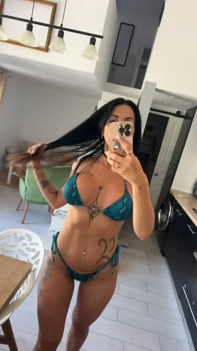 Leak & nude MYM — shasha-lopez : « Mon abonnement 100% GRATUIT à vie 🤍 » (MYM)