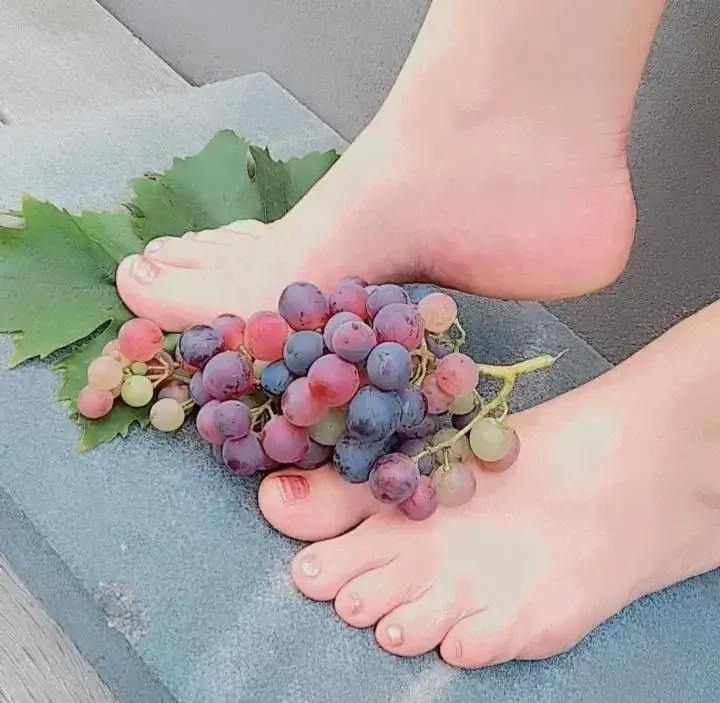 Leak & nude 2 — Cherryfeet86