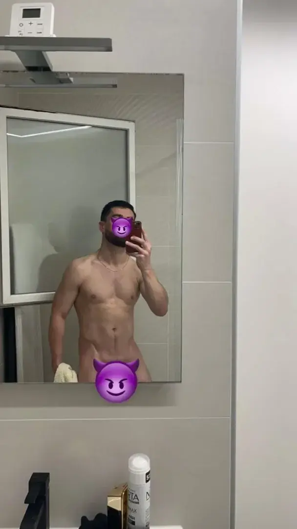 Une bonne douche dès le réveil rien de mieux 💦