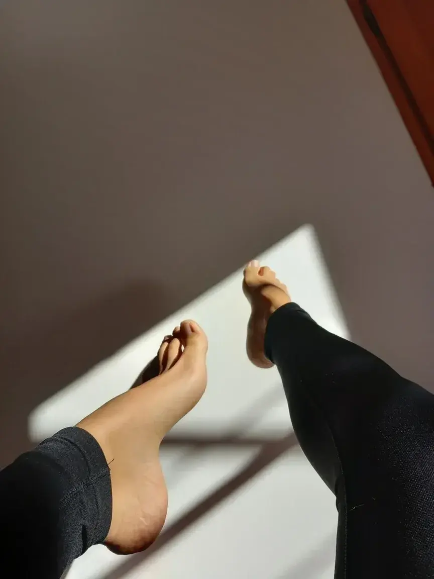 Leak & nude 2 — Sexyfeetland